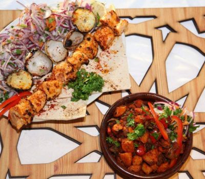 Aloo Handi, Grilled Onions & Tikkas